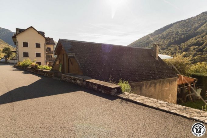 31G101499-a2c8e6e1a6a04d23beb7baf8f4d50785