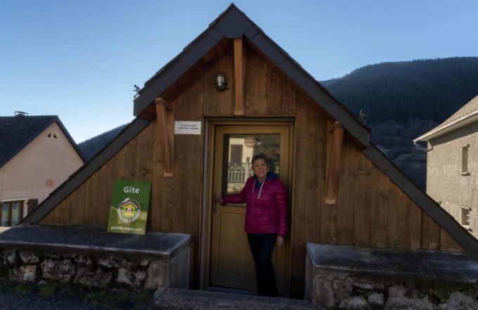 31G101499-c82a5c2f80ed413f94bb794d77f664f2