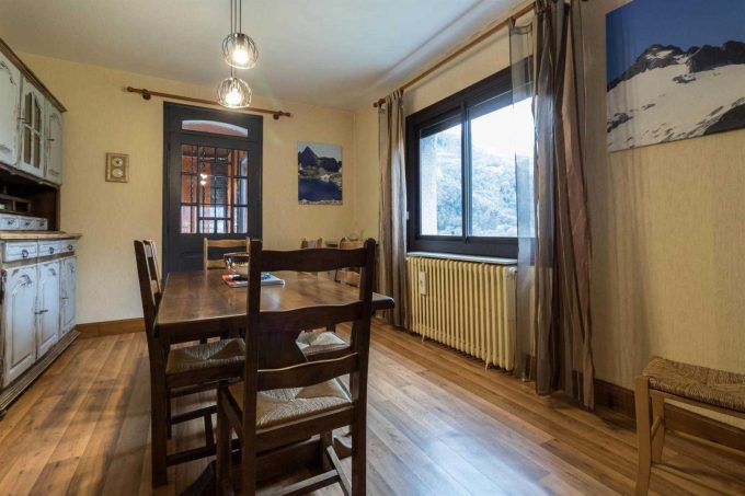 31G101500-cefae345761042e99b7968335a112bcb