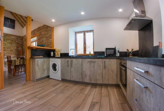 31G101509-3adabe30d0d942a8a0e9c6e05a507abe