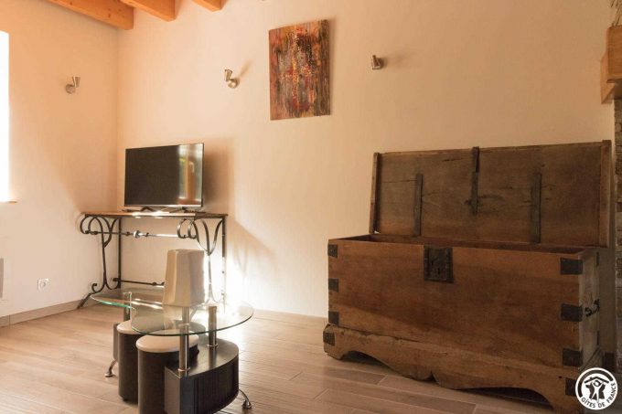 31G101509-58cc867442da4bd3b2c74203f17dfd44