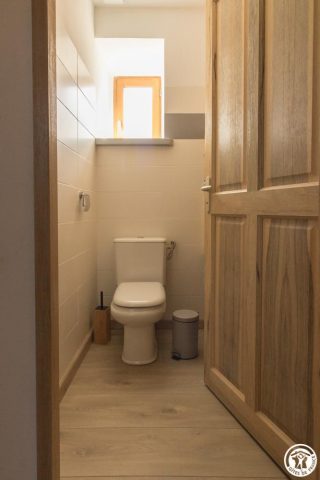 31G101509-bf21a7d0a1fb410a9c242ebb8f9911fd