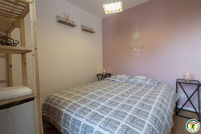 31G101513-ca98b899d639433bb0889d4c01949377