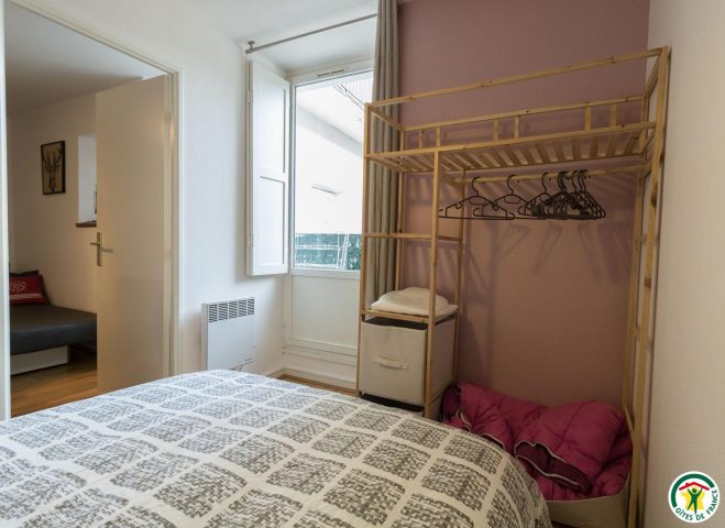 31G101513-f3f7d1652d25417babb594498f8f745f