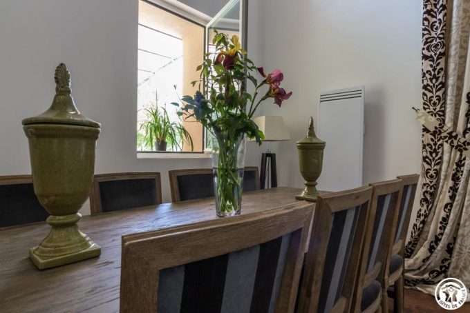 31G101515-018a4a5036b54f64b06df45f49fb656e