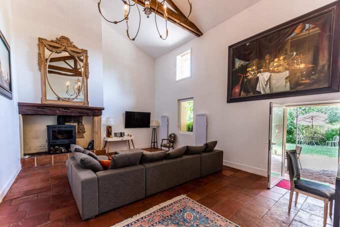 31G101515-1100cdfc6e294e859e896614d315089b