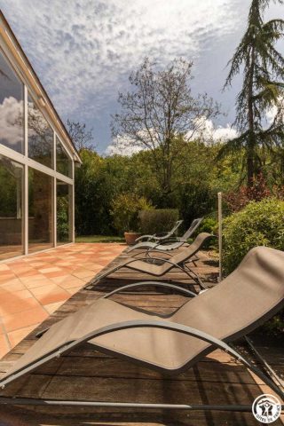 31G101515-828993ed6e3f4a619ea534c36d4ddcc7