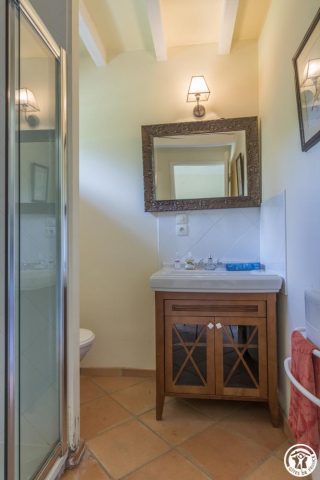 31G101515-d2433a6ba5fa463c952d06db52fff2b3