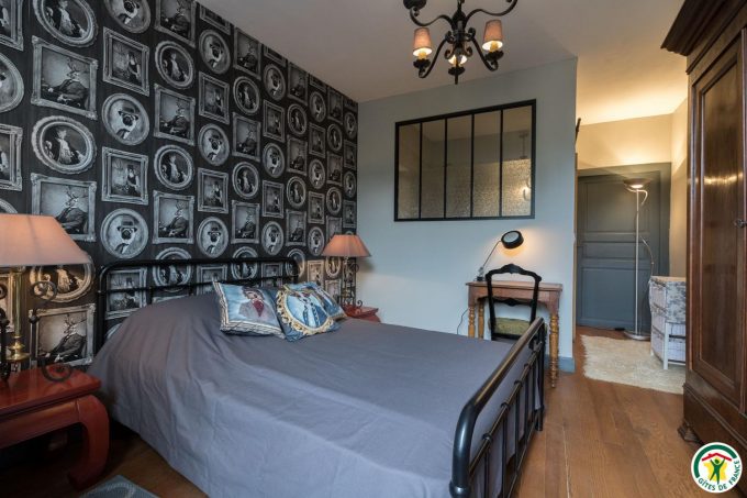 31G101527-7cb35715d14942c386ee9df1a33c05ce