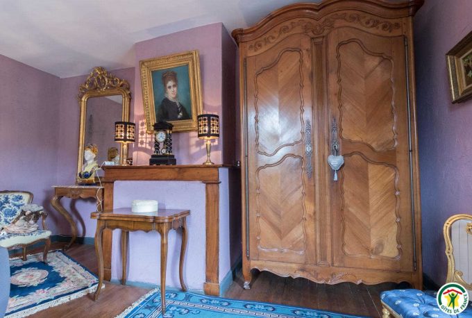 31G101527-ced5095507624a41a4f9cc551fa5c310