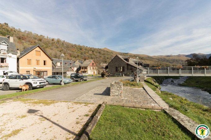 31G101540-ace466ee9021494aa4c016a89ca08b70