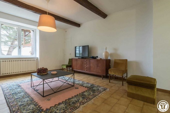 31G101543-01cdff2b57a64e13b4d9c3ebbf143d5e