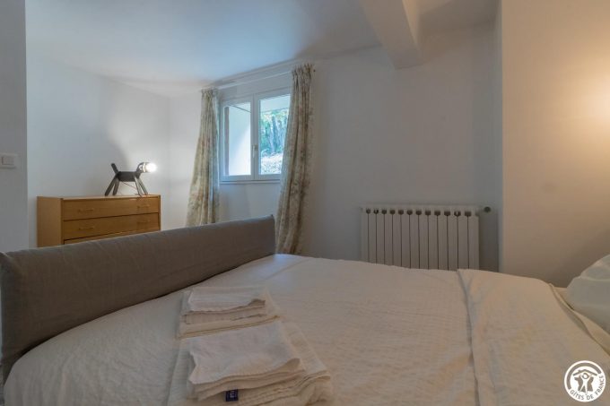 31G101543-6f452d7f810f4c568f78bdb4e17d588e