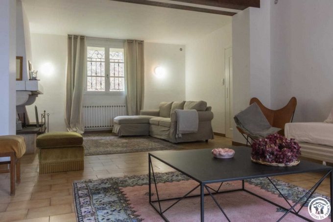 31G101543-a4b237497ad246b083d423e04f00f625