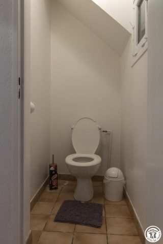 31G101543-a81bddfb9e68446d950566d06e2295f7