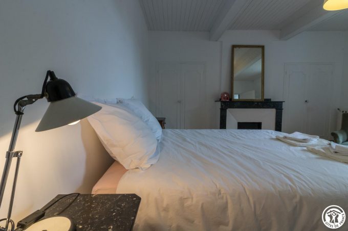 31G101543-c0a68d5cc15645159e40f6dcfa1ce91c