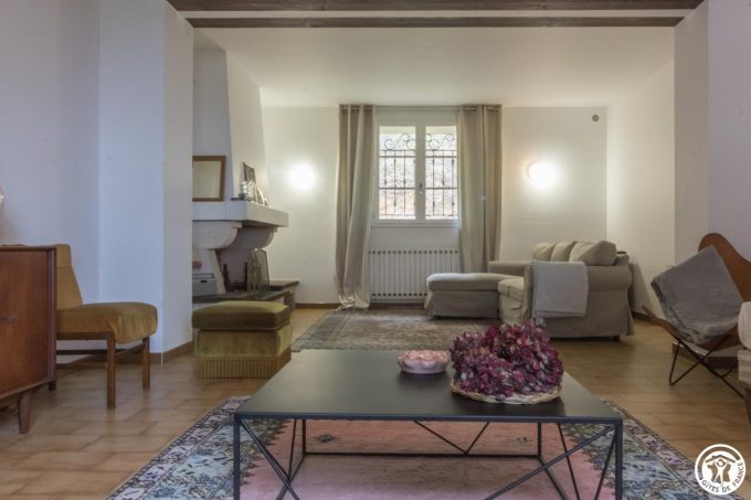 31G101543-cc5069e3291e49088c6a09274d6a7121