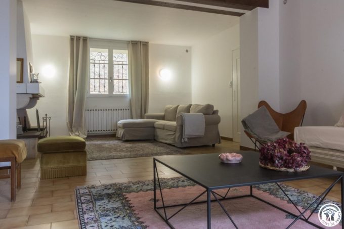 31G101543-ee6e691c2cd8440f93fe7e071d68c669