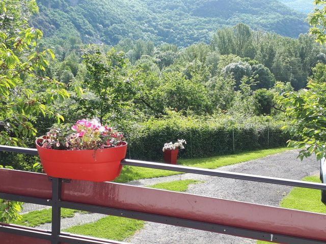 31G101553-15997cb0f4fc4f97a8cc812704f06709