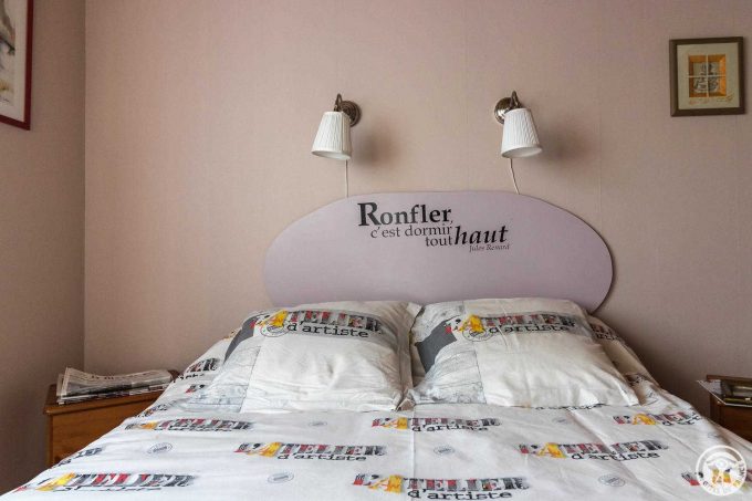 31G101553-4de03980e04341db931e0a63f6bec440