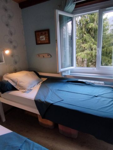 31G101553-bc0d9298825f41a7b7f87ae2f753263a