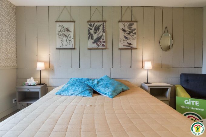 31G101566-190f17e5a4da439db1395af447193246