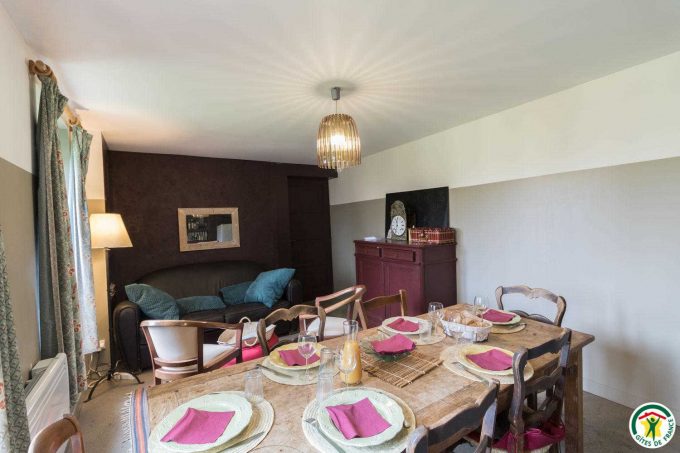 31G101566-b1e50e582d7a4deb830dfd039a6f1b2c