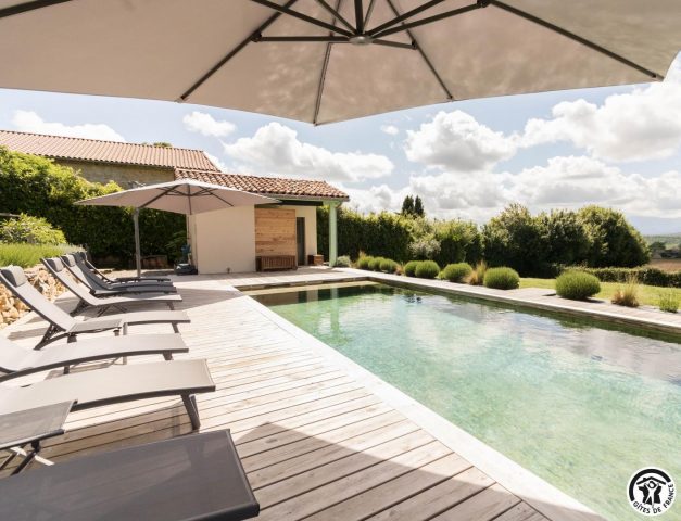 31G101569-8cba2e5ad70e42f9a9787c1df45b487f