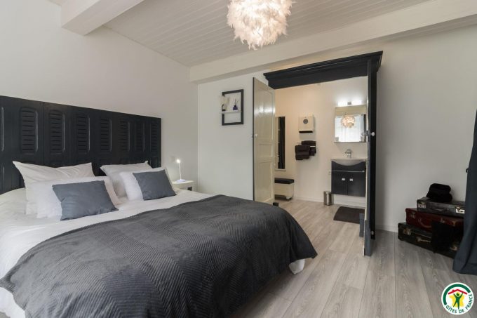 31G101580-1ea036f1095141df8d6668d3214359a5