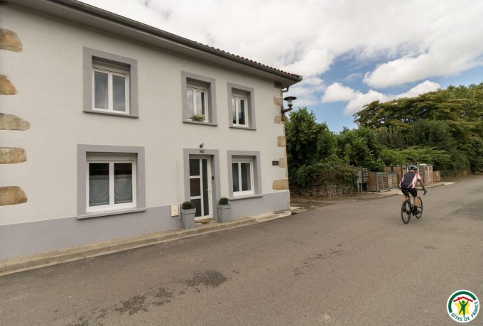 31G101580-75b17b1bf5564b6db0f9b61a8bef1048