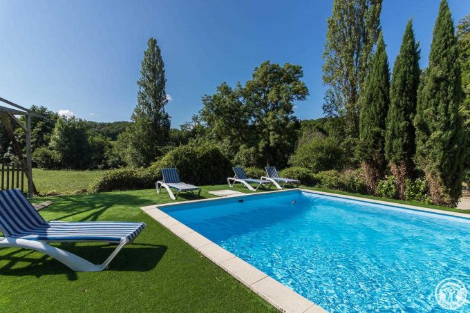 31G101586-56bdb51eabd34dbebb418257203dd289