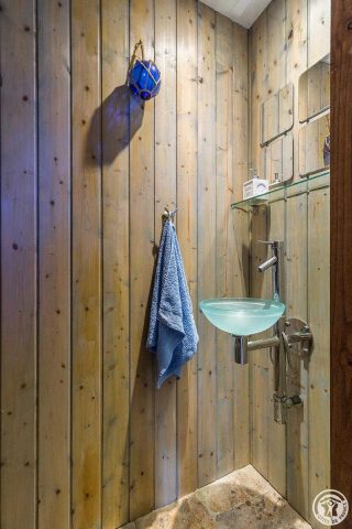 31G101586-848bb9284c9c4da68cd97ef124831a27