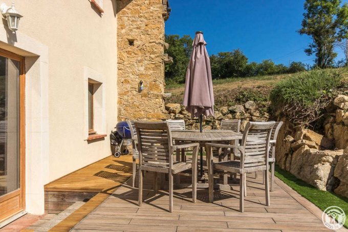 31G101586-fbf347d3aba248ad99c7a6011bec9f43