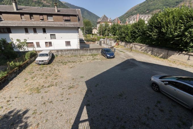 31G101588-47db9308d804499289f2748cdf8c4461