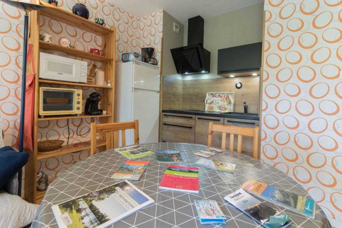 31G101588-64b232a314ca4e8991708b6cce2f9ecc