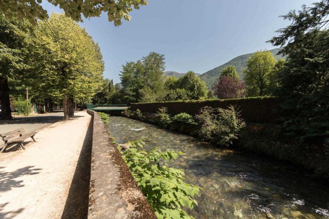 31G101588-de574df1c6bc4333adf876c185c573d8