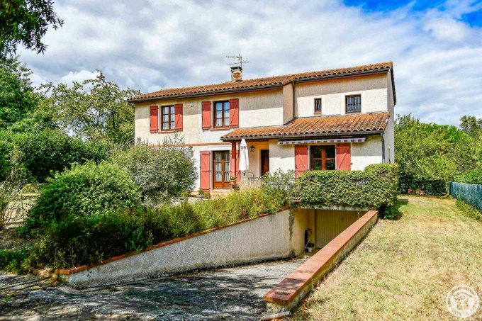 31G101589-2bf2a5f1b4a84b9ab4cac6fab3733f5f