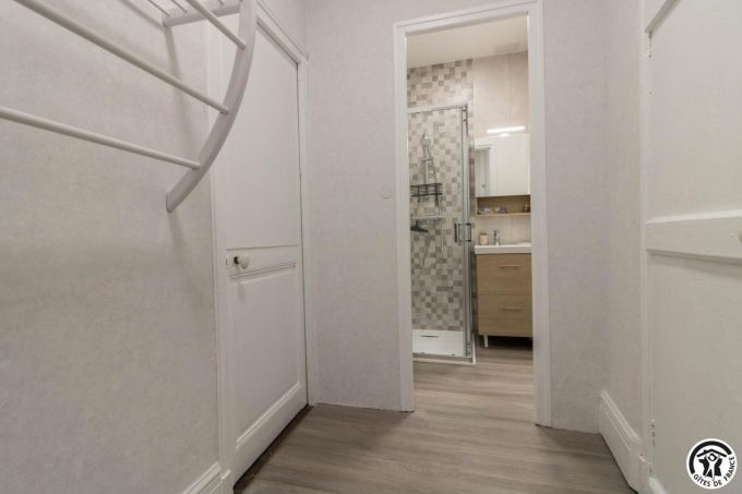 31G101603-120b0ea807d2401e94b99f970f109804