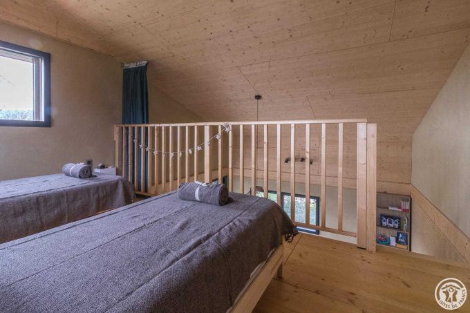 31G101605-732808350d8b4de7a68269921ae7bbe9