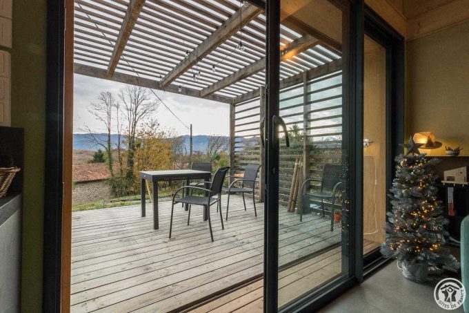 31G101605-9b4ae01f56b6411e97aeb9f8908bb59e