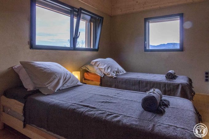 31G101605-a537fbfcfeb24b508a8297e7380fb3d5