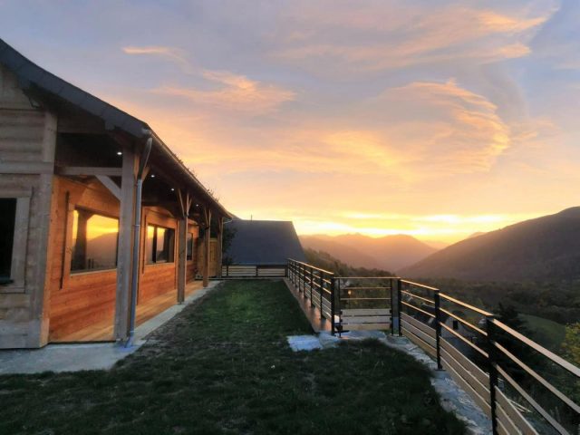 31G101608-15acb83cf6824874936568bdde527a2a