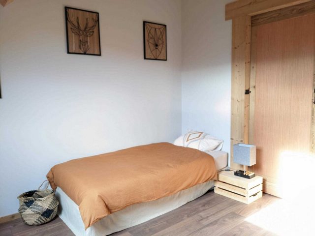 31G101608-5e2a41649ad24c63a79d3098709e014b