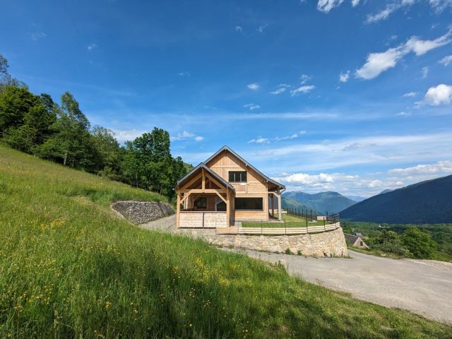 31G101608-d8d1a3dfc50944f38f33acb3a7a1a010