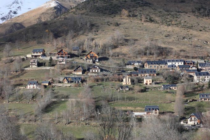 31G101608-e2d804c9b5c14a719ad5043caf0f68b0