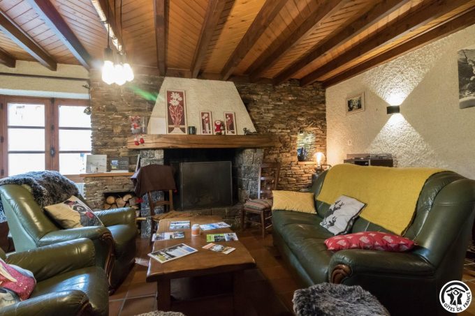 31G101609-01d4070427cb49ae9e1615abf6d47284