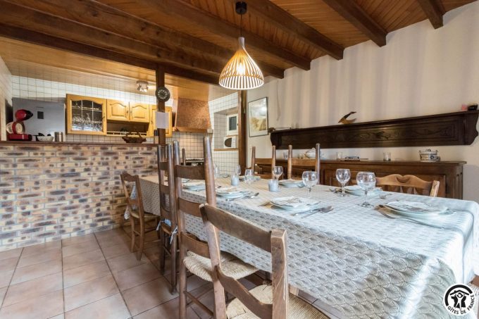 31G101609-12c6b49a0a944a94bdf112a3d7f69975