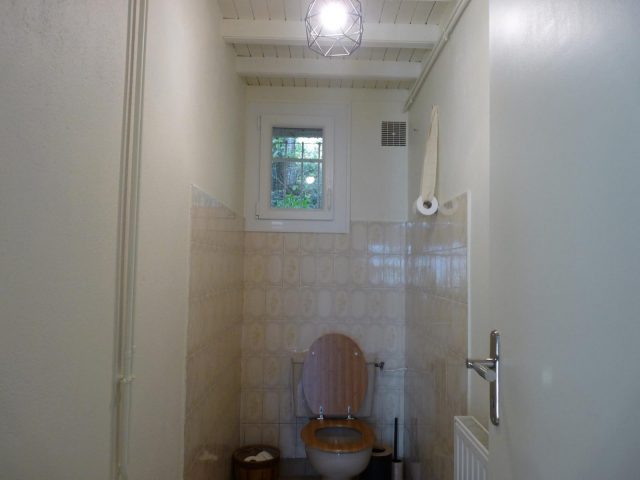 31G101612-18351a084d2f4d93a4eccbd4eff82874