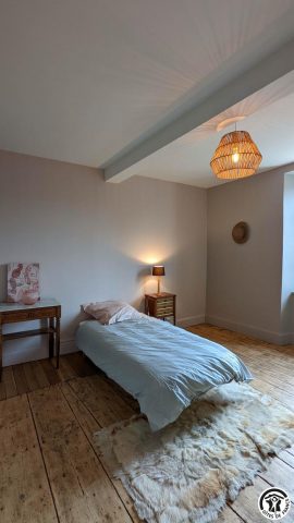 31G101612-553c1381a9af4596bc973a79fc5612b3