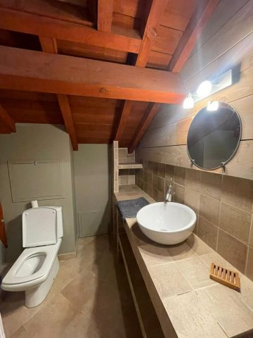 31G101613-0657772230b84ce6be942393e00b34e7